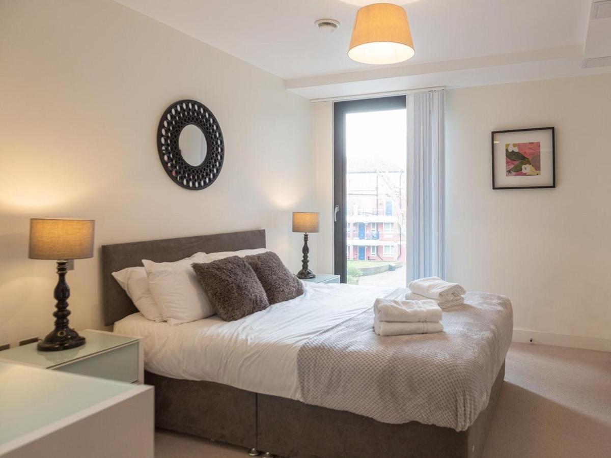 Central Tower Bridge Apartment Лондон Екстер'єр фото