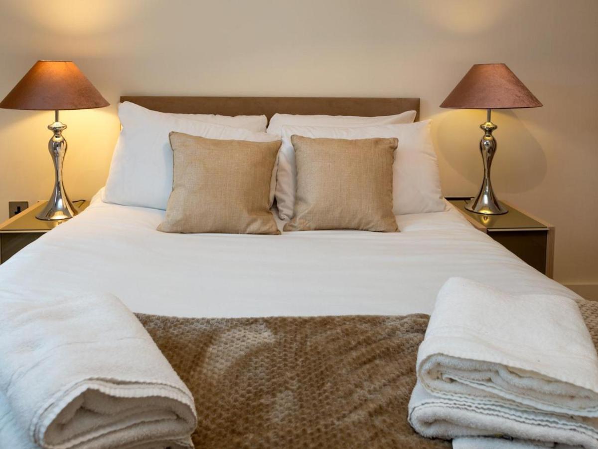 Central Tower Bridge Apartment Лондон Екстер'єр фото